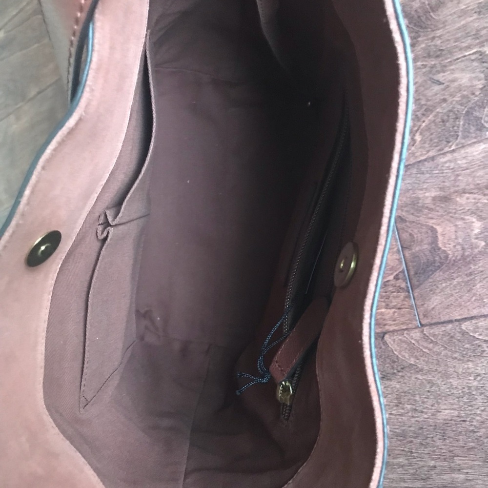 NWT Frye Leather Bag. Gorgeous! $348 Retail - Picture 5 of 8